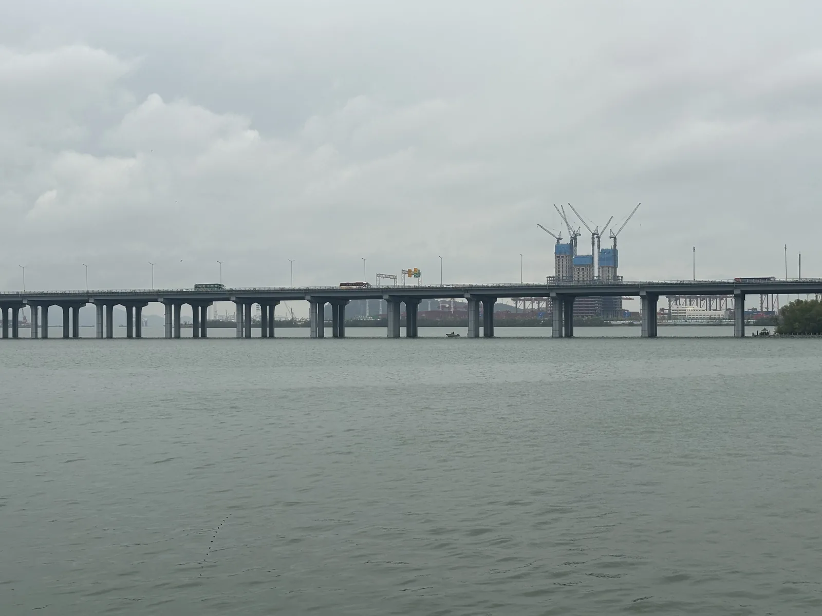 欢乐港湾-01